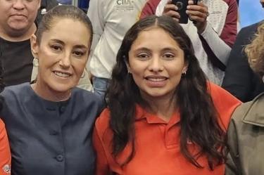 Claudia Sheinbaum reconoce a Valeria Palacios, estudiante veracruzana con medalla internacional Claudia Sheinbaum reconoce a Valeria Palacios, estudiante veracruzana con medalla internacional