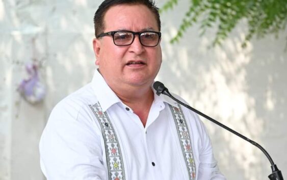 Presentarán denuncia en contra de Noé Castillo, ex alcalde saliente de Agua Dulce Presentarán denuncia en contra de Noé Castillo, ex alcalde saliente de Agua Dulce