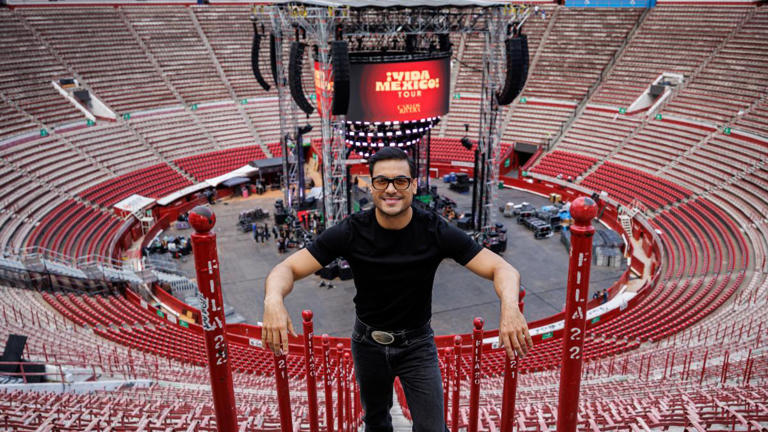 ¡Vida México! Carlos Rivera debuta hoy en la Plaza México con un show muy mexicano ¡Vida México! Carlos Rivera debuta hoy en la Plaza México con un show muy mexicano