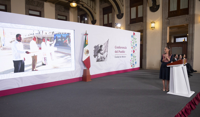 Presidenta inaugura Glorieta de las Mujeres Libres de Baja California Sur; beneficiará a 351 mil habitantes y 2.6 millones de turistas Presidenta inaugura Glorieta de las Mujeres Libres de Baja California Sur; beneficiará a 351 mil habitantes y 2.6 millones de turistas