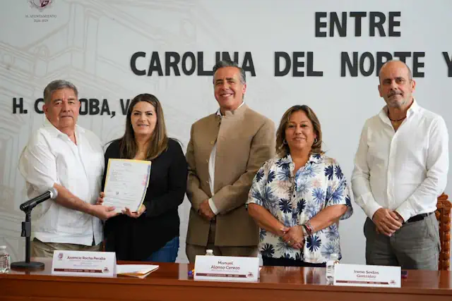 Córdoba fortalece lazos binacionales con la firma de convenio entre AMEXCAN y el Ayuntamiento Córdoba fortalece lazos binacionales con la firma de convenio entre AMEXCAN y el Ayuntamiento