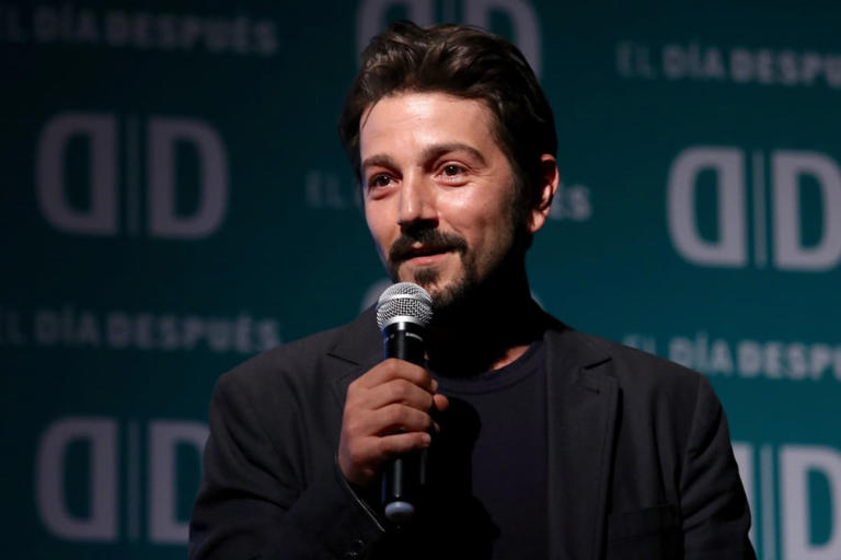 Diego Luna explota contra los costos del Mundial 2026: “Es como si el fútbol se hubiera vuelto la ópera” Diego Luna explota contra los costos del Mundial 2026: “Es como si el fútbol se hubiera vuelto la ópera”