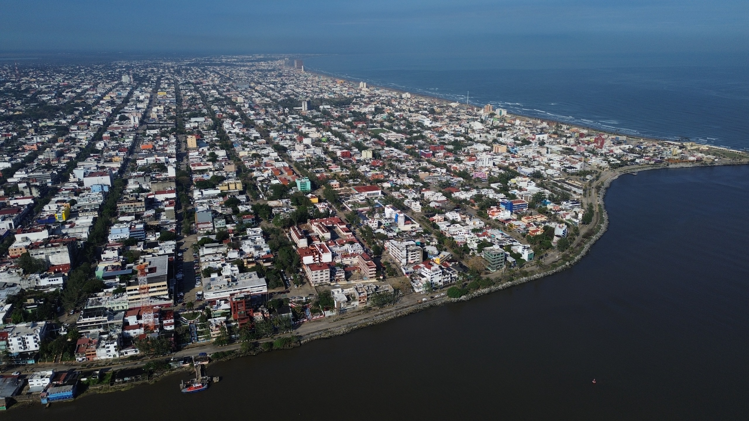 Celebrará Coatzacoalcos 115 años de historia con un amplio programa cultural, artístico y deportivo Celebrará Coatzacoalcos 115 años de historia con un amplio programa cultural, artístico y deportivo