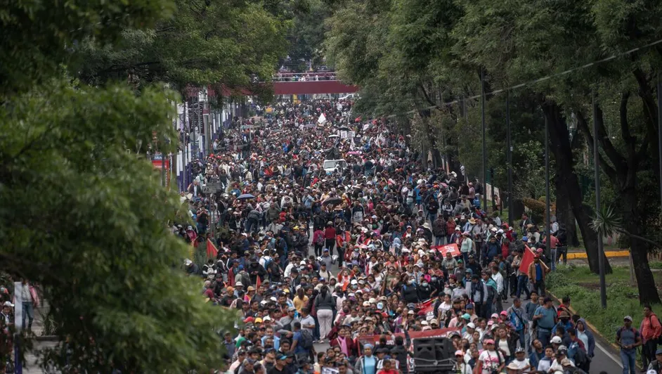 Armaron mil bombas de tubo refuerzos de CNTE en Ayotzinapa Armaron mil bombas de tubo refuerzos de CNTE en Ayotzinapa