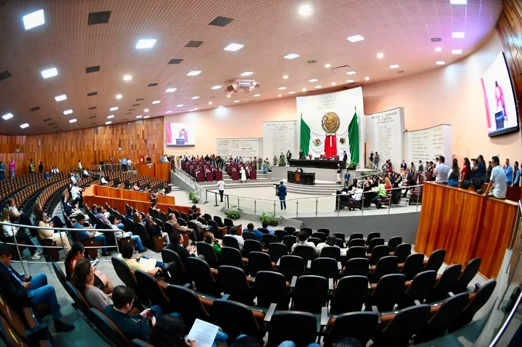 Congreso avala subasta de vehículos chatarra en Veracruz Congreso avala subasta de vehículos chatarra en Veracruz