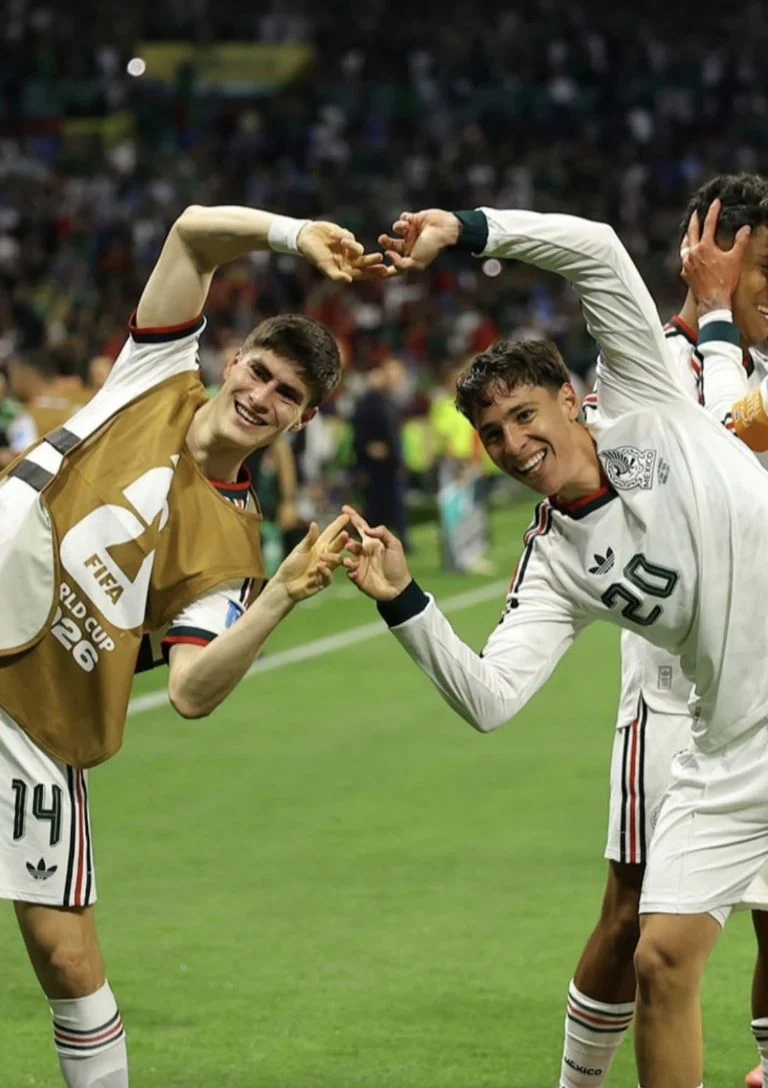 ¡Fusión! ¿Qué significa el festejo de Mateo Chávez y el ‘Hormiga’ González en el primer gol de México vs Chequia? ¡Fusión! ¿Qué significa el festejo de Mateo Chávez y el ‘Hormiga’ González en el primer gol de México vs Chequia?
