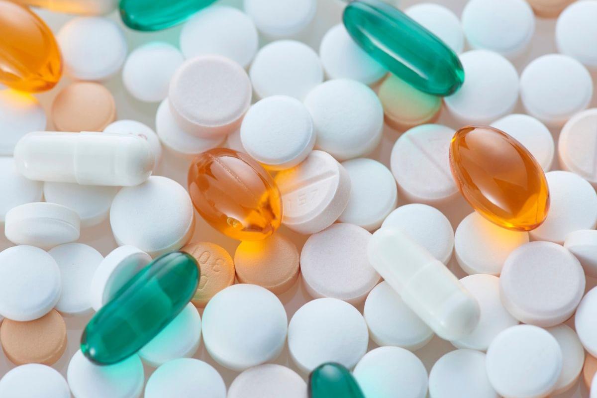 Cofepris alerta por falsificación de medicamento contra el cáncer y bebidas alcohólicas Cofepris alerta por falsificación de medicamento contra el cáncer y bebidas alcohólicas