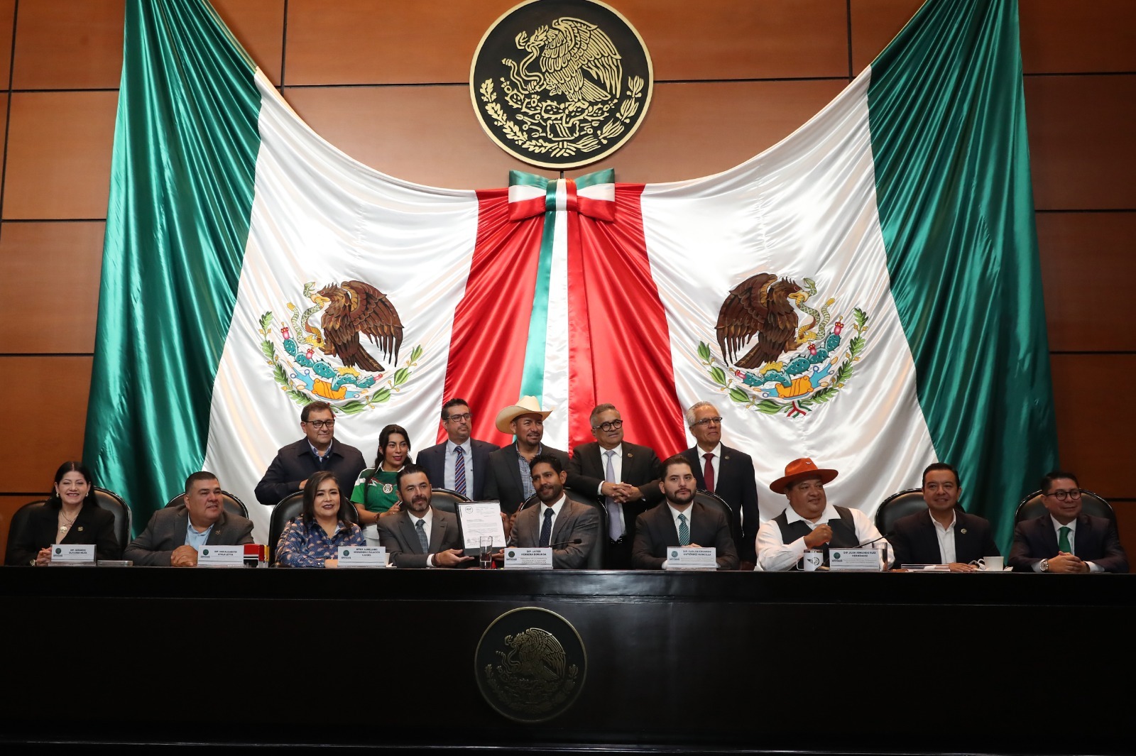 Recibe Comisión de Vigilancia primera entrega de informes individuales de la Cuenta Pública 2025 por parte de la ASF Recibe Comisión de Vigilancia primera entrega de informes individuales de la Cuenta Pública 2025 por parte de la ASF