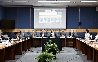 Instala UNAM revisión de exámenes; pide Rector corregir