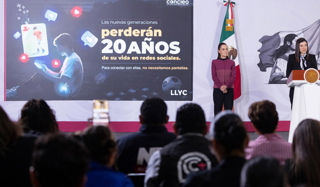 Presidenta hace llamado a madres, padres y tutores a proteger a la niñez y juventud ante uso de plataformas digitales y redes sociales Presidenta hace llamado a madres, padres y tutores a proteger a la niñez y juventud ante uso de plataformas digitales y redes sociales