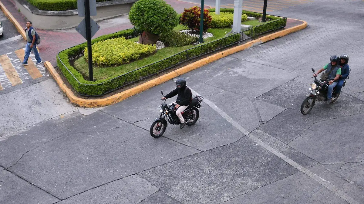 Arrancones clandestinos de motos siguen cobrando vidas en Xalapa; activista advierte los puntos de mayor peligro Arrancones clandestinos de motos siguen cobrando vidas en Xalapa; activista advierte los puntos de mayor peligro