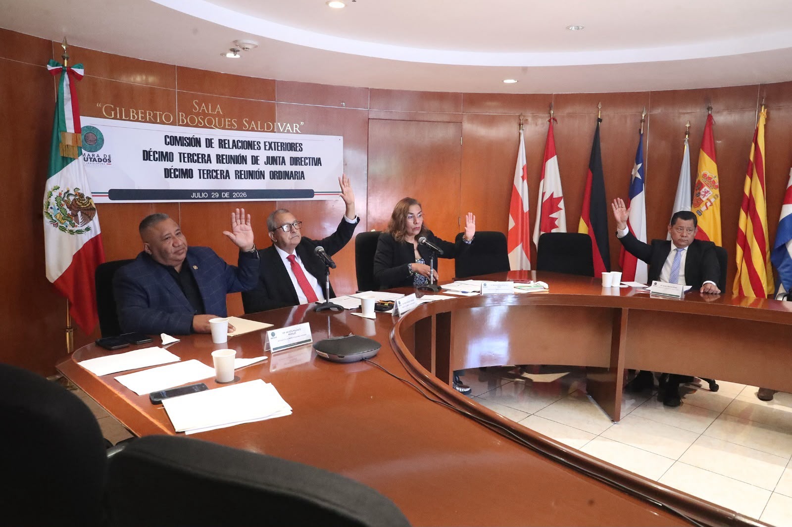 Comisión de Relaciones Exteriores condena actos represivos y violencia de ICE contra mexicanos en Estados Unidos Comisión de Relaciones Exteriores condena actos represivos y violencia de ICE contra mexicanos en Estados Unidos