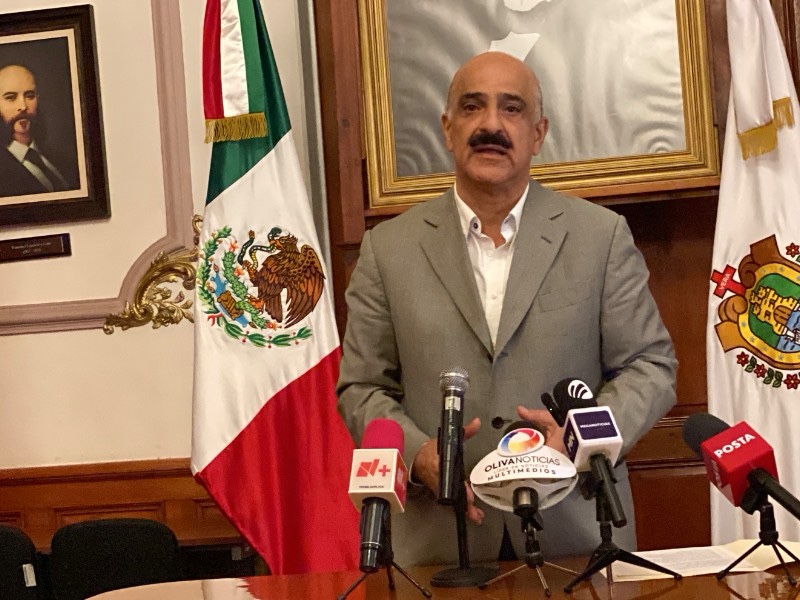El titular de la Secretaría de Gobierno(SEGOB), Ricardo Ahued Bardahuil, informó que se revisan las 260 notarias para descartar nexos con el llamado cártel inmobiliario en el estado.
