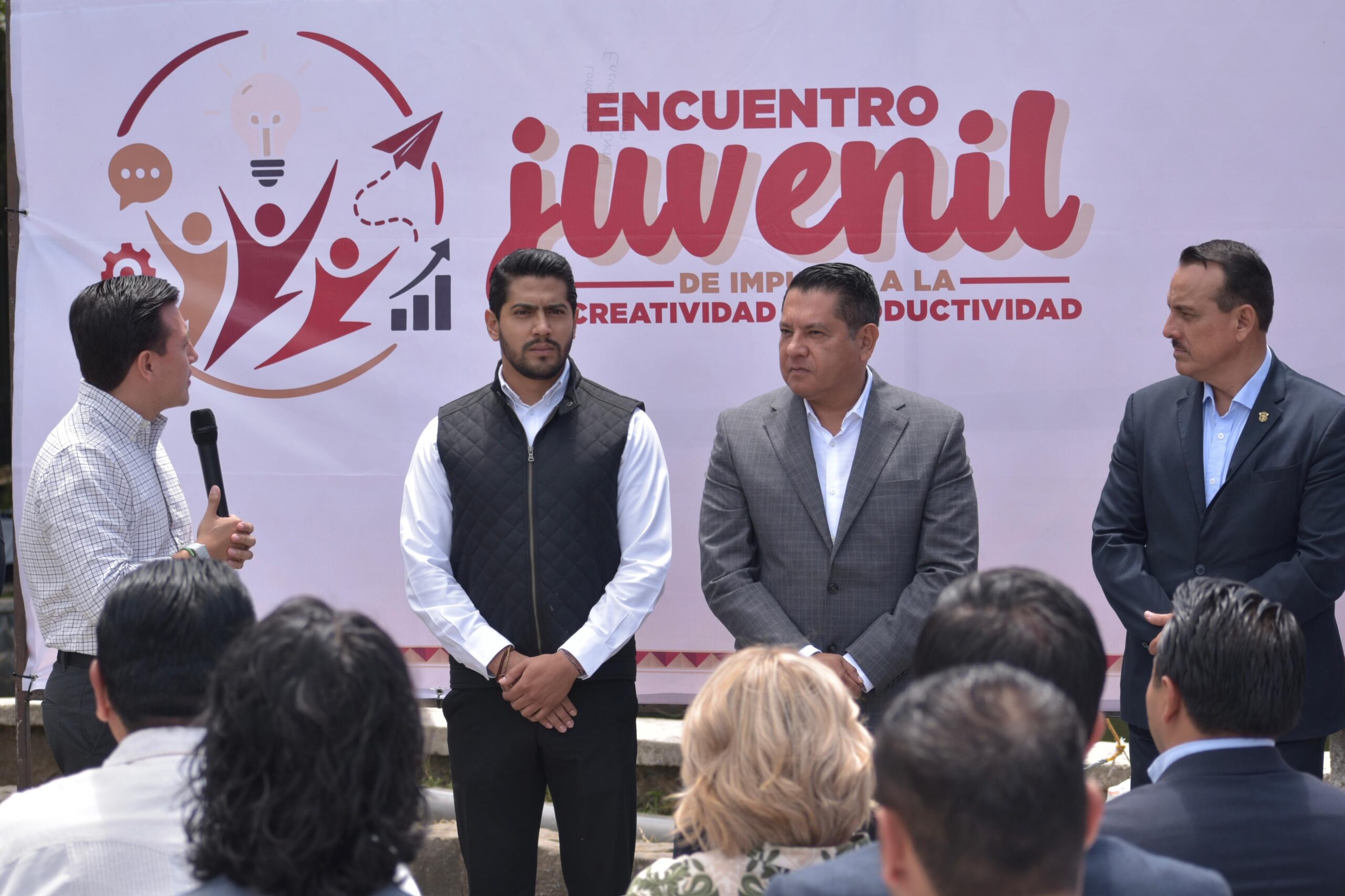Cerca de 100 jóvenes impulsan la creatividad y productividad en el Paseo de Los Lagos