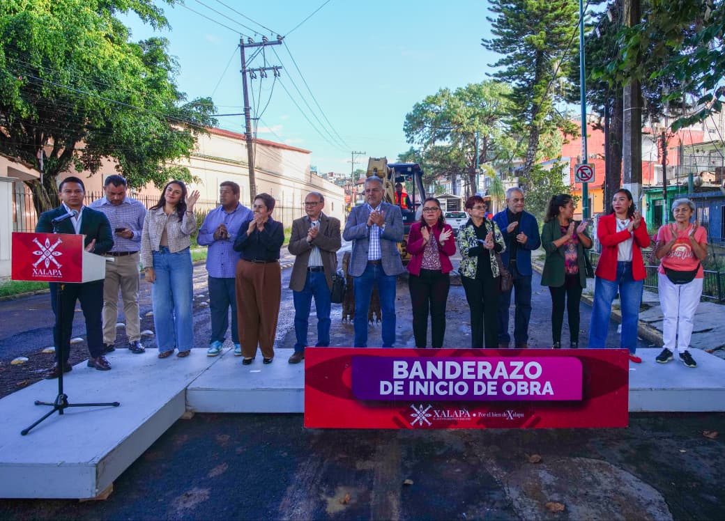 Daniela Griego da banderazo de obra en la avenida Ruiz Cortines, favorecerá la movilidad de las familias