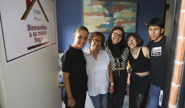 El programa de Vivienda beneficiará a 12 millones de familias: Presidenta Claudia Sheinbaum desde Puebla El programa de Vivienda beneficiará a 12 millones de familias: Presidenta Claudia Sheinbaum desde Puebla