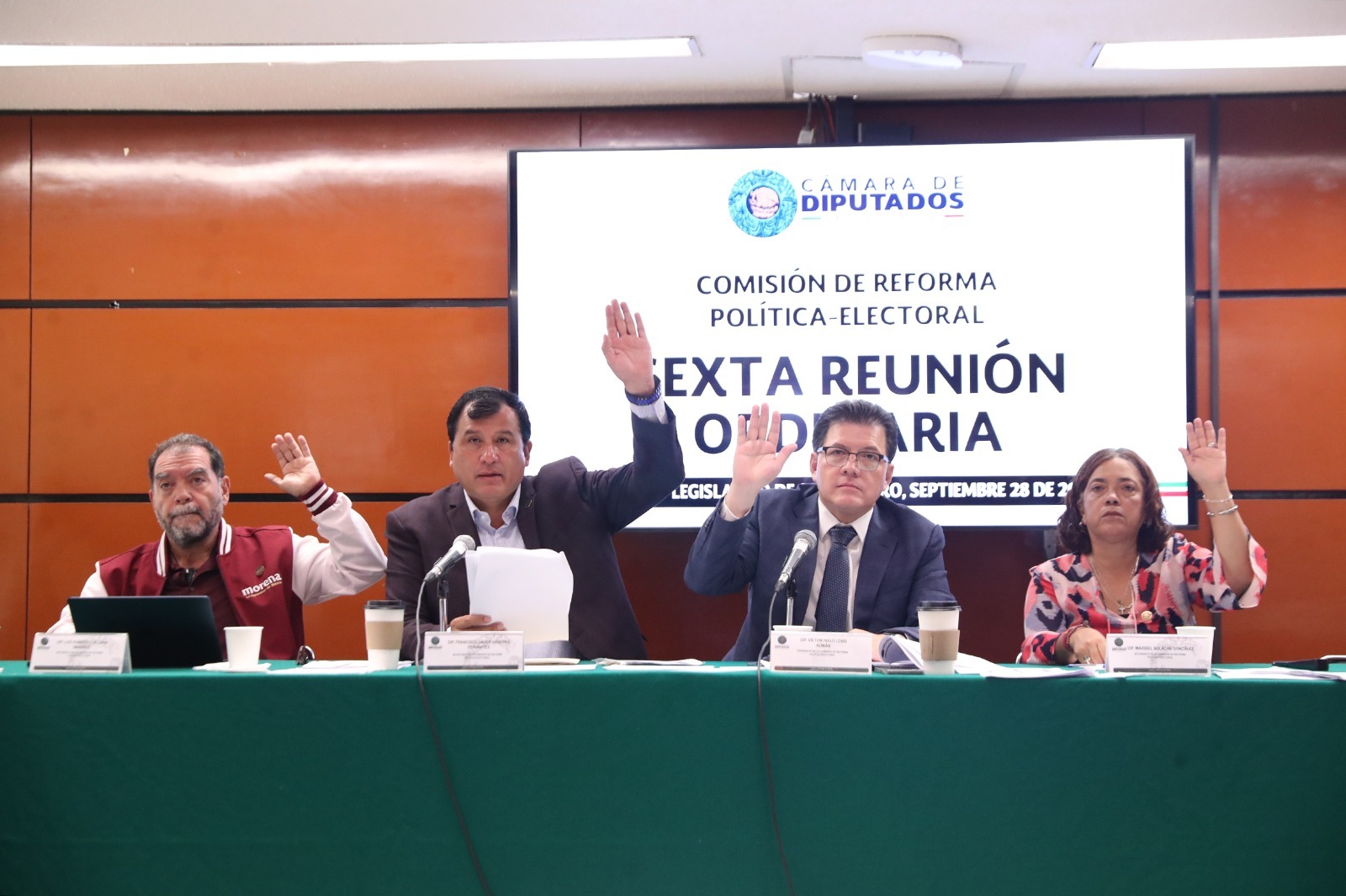 Aprueban en Comisión prohibir uso de imagen, voz o dato que identifique a niñas, niños y adolescentes en la propaganda político-electoral Aprueban en Comisión prohibir uso de imagen, voz o dato que identifique a niñas, niños y adolescentes en la propaganda político-electoral
