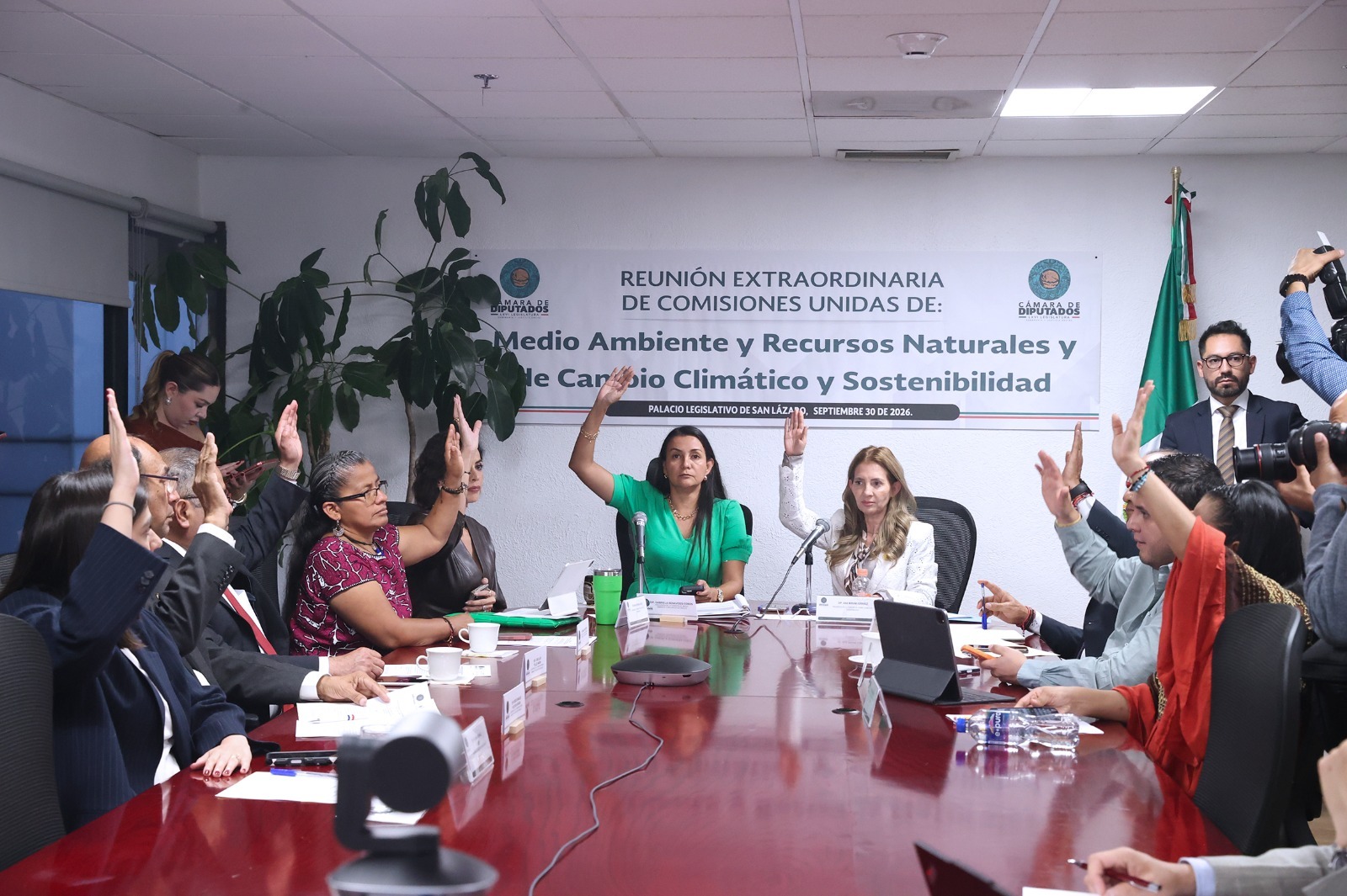 Avalan comisiones unidas mecanismo para la comparecencia de titular de la Semarnat, Alicia Bárcena Ibarra Avalan comisiones unidas mecanismo para la comparecencia de titular de la Semarnat, Alicia Bárcena Ibarra