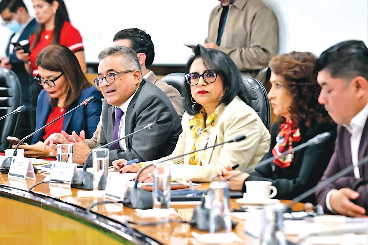 Reforma aduanera: Avanza ley con más castigos al huachicol Reforma aduanera: Avanza ley con más castigos al huachicol