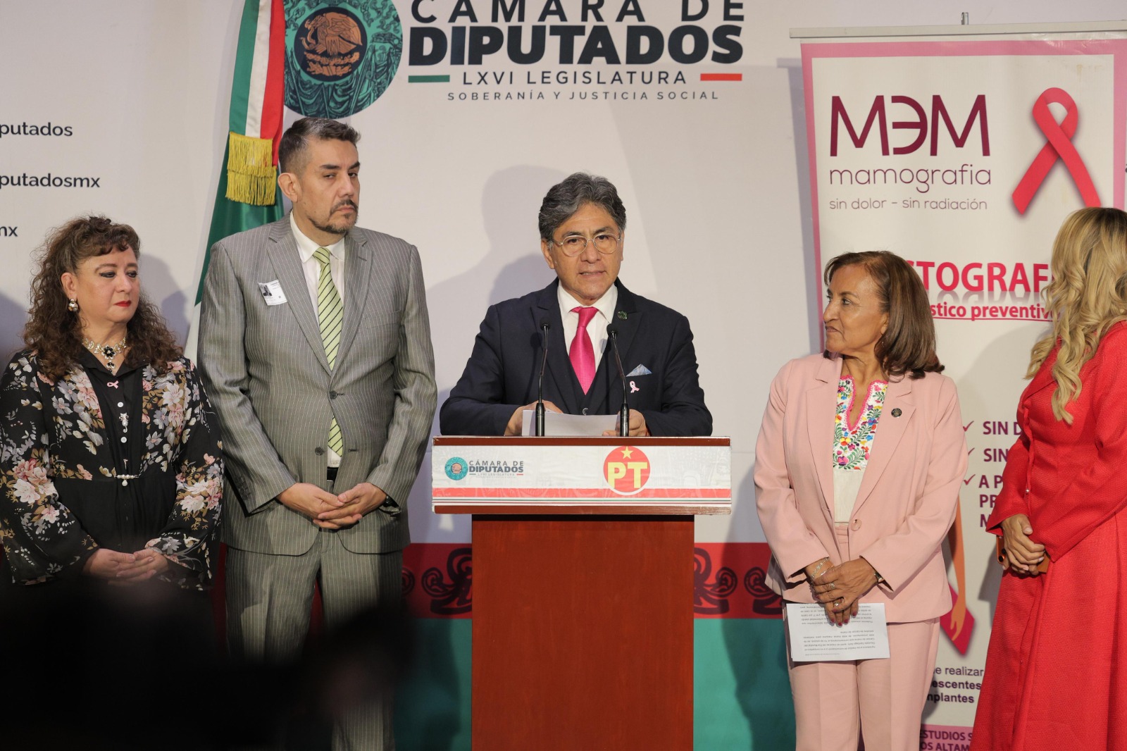 Alerta Santiago González sobre incremento de cáncer de mama en mujeres jóvenes