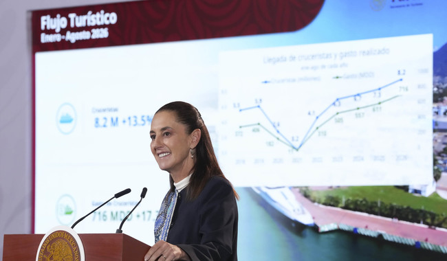 Presidenta destaca récord en turismo con 67.7 millones de viajeros, 32.7 millones de turistas y derrama económica de 24 mil 152 mdd Presidenta destaca récord en turismo con 67.7 millones de viajeros, 32.7 millones de turistas y derrama económica de 24 mil 152 mdd
