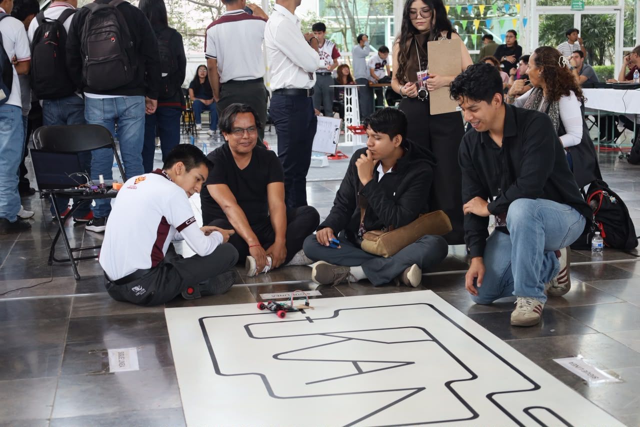 Concluye Expo Feria de Ciencia y Tecnología CECyTEV con una participación superior a los mil estudiantes