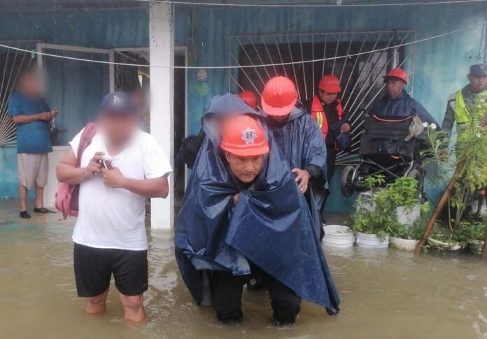 INFONAVIT llama a aplicar seguro de daños ante fuertes lluvias en Veracruz