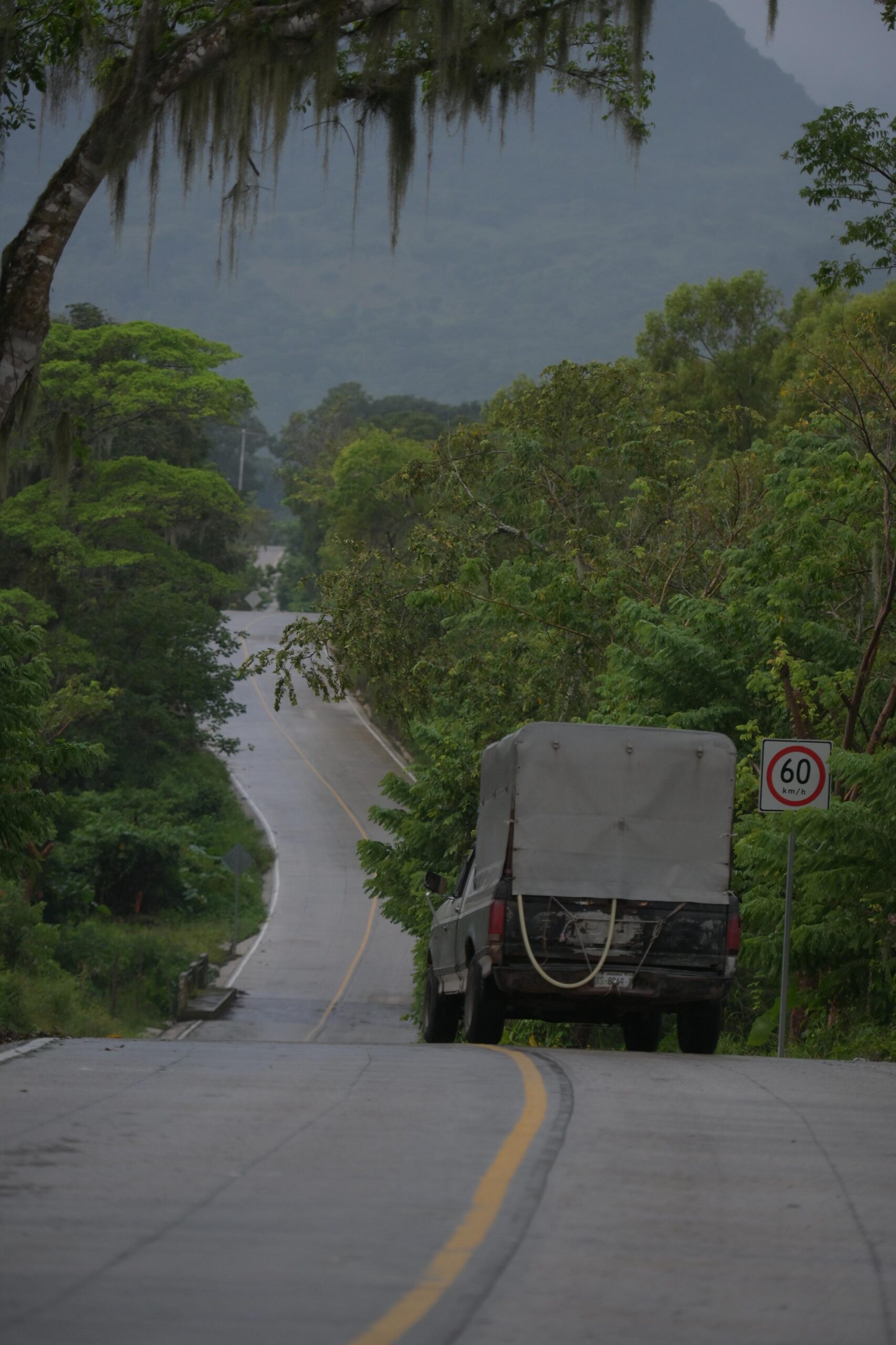 Entrega Rocío Nahle 2.2 kilómetros de carretera de concreto hidráulico entre Yecuatla y Colipa Entrega Rocío Nahle 2.2 kilómetros de carretera de concreto hidráulico entre Yecuatla y Colipa